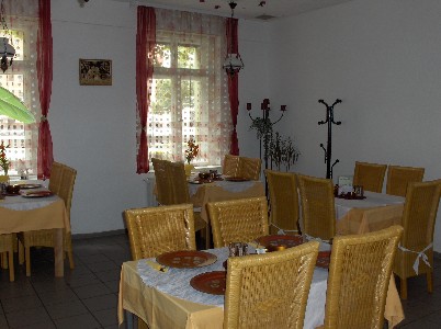 Unser Gastraum Marjuschkas Gastraum;